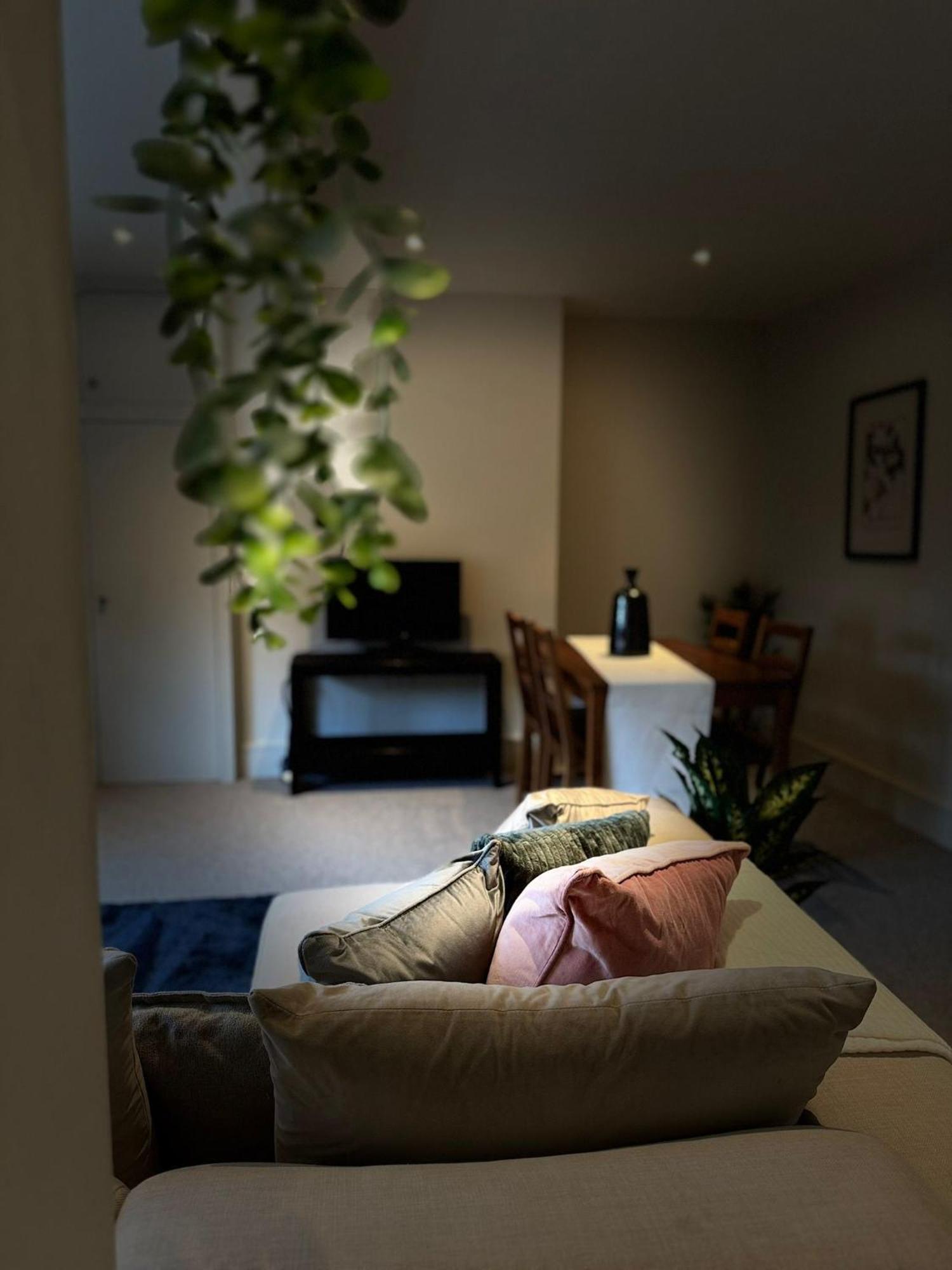 Osbourne House Pink 2 Bed, 2 And Half Bath Birmingham Exterior foto