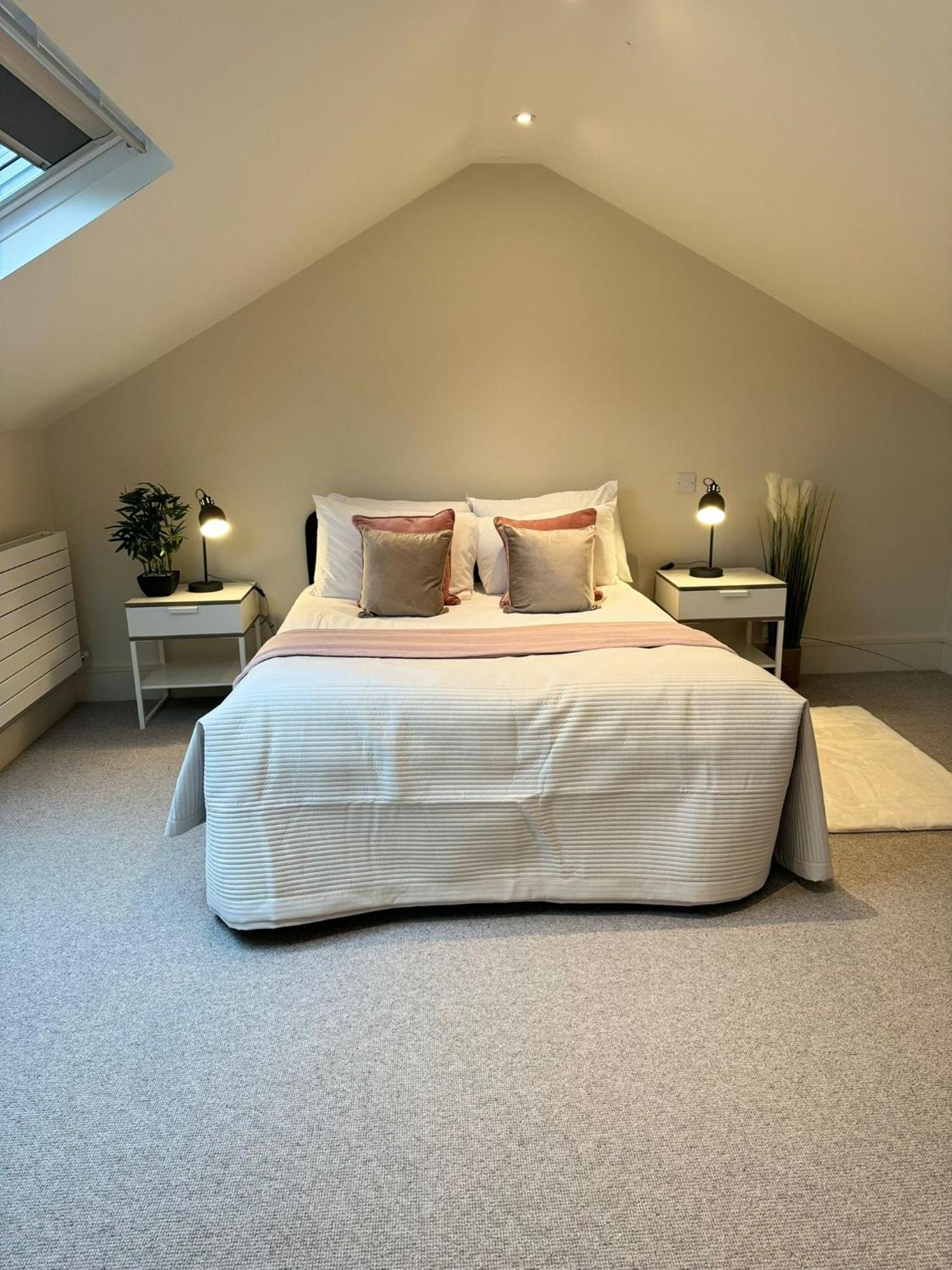 Osbourne House Pink 2 Bed, 2 And Half Bath Birmingham Exterior foto