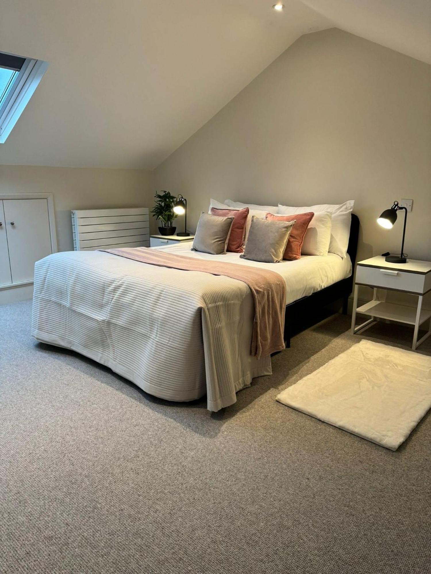 Osbourne House Pink 2 Bed, 2 And Half Bath Birmingham Exterior foto