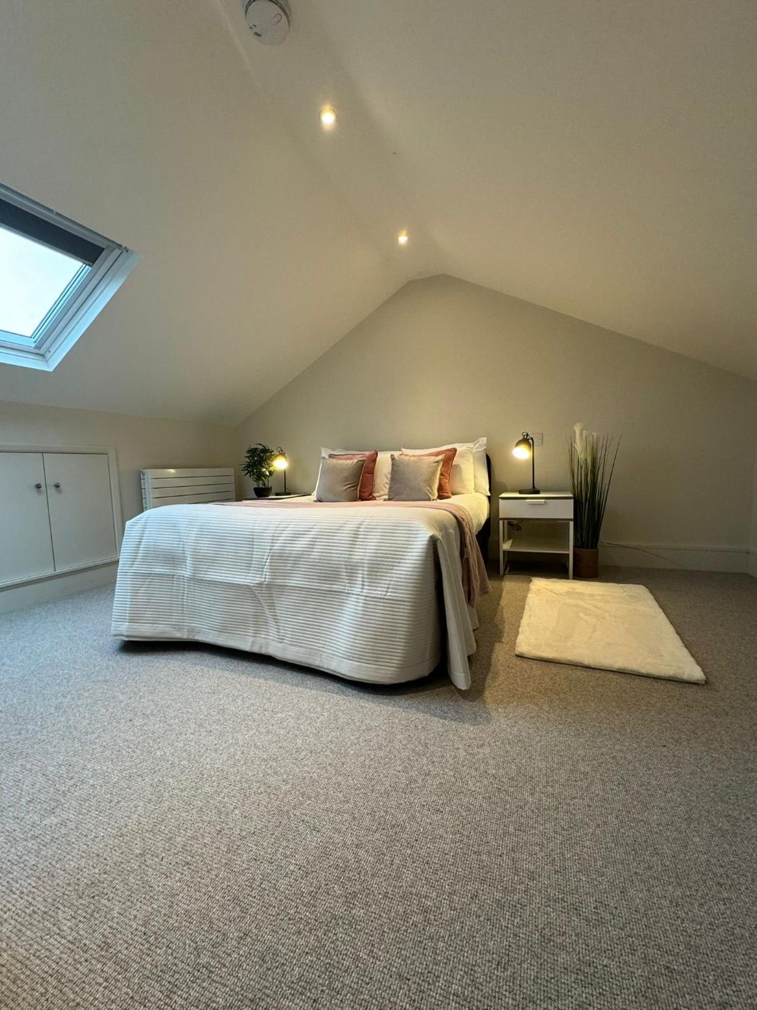 Osbourne House Pink 2 Bed, 2 And Half Bath Birmingham Exterior foto