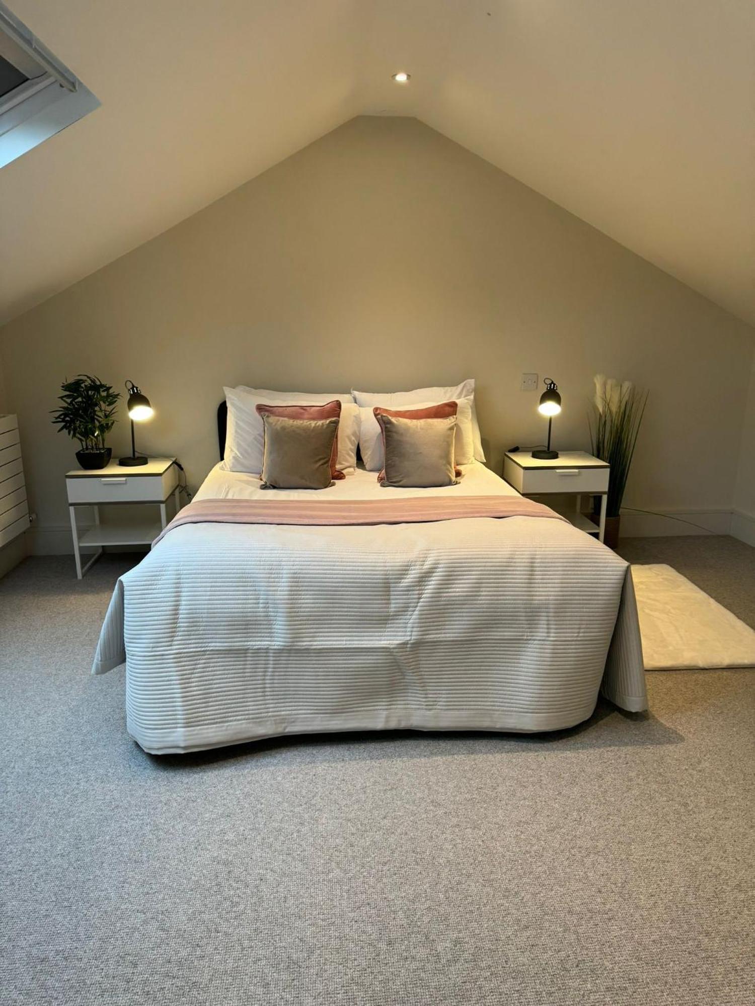 Osbourne House Pink 2 Bed, 2 And Half Bath Birmingham Exterior foto