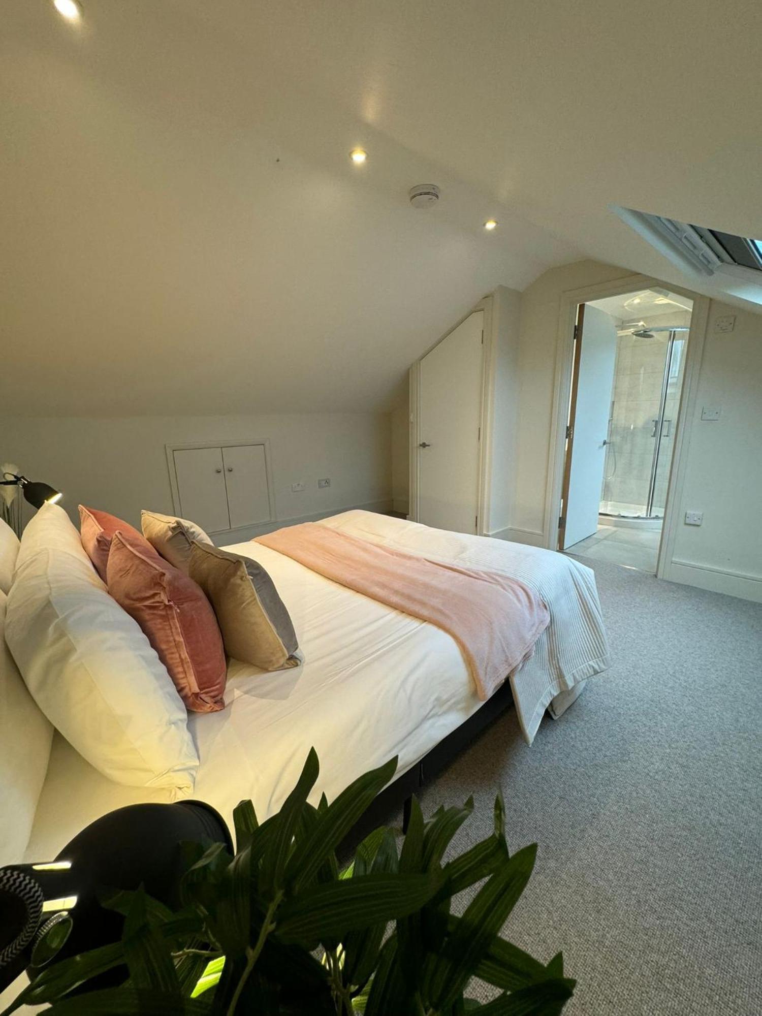 Osbourne House Pink 2 Bed, 2 And Half Bath Birmingham Exterior foto