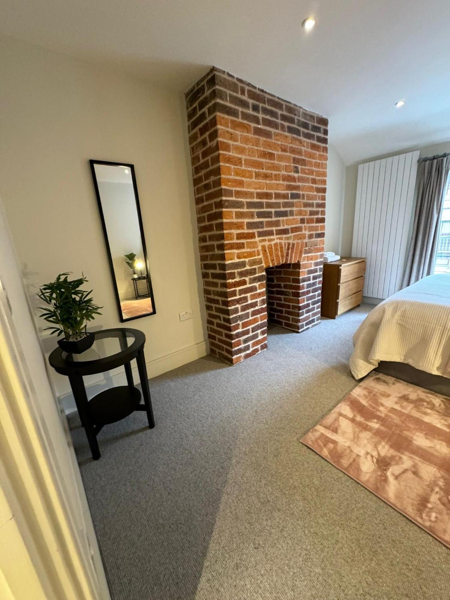 Osbourne House Pink 2 Bed, 2 And Half Bath Birmingham Exterior foto