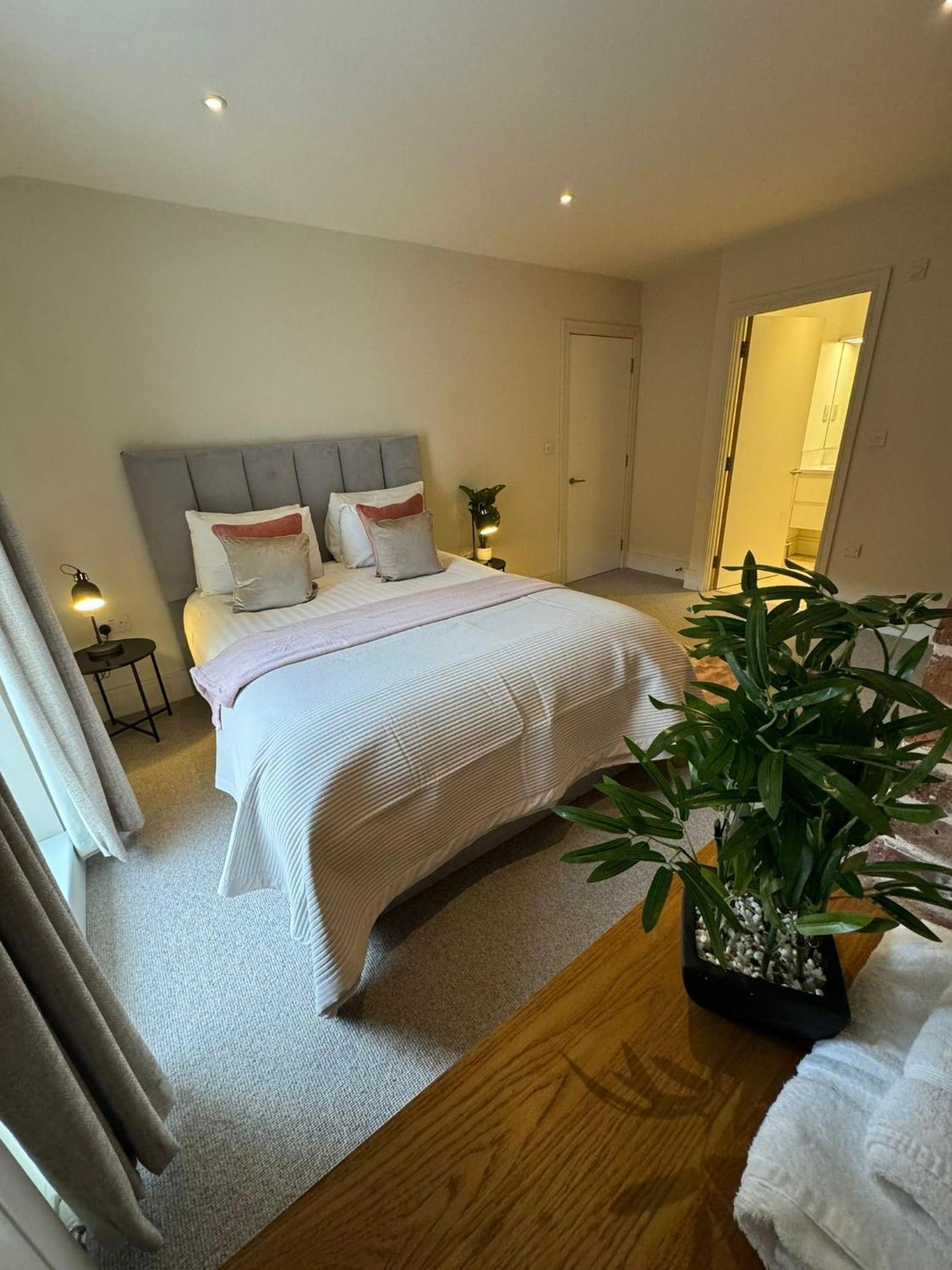 Osbourne House Pink 2 Bed, 2 And Half Bath Birmingham Exterior foto