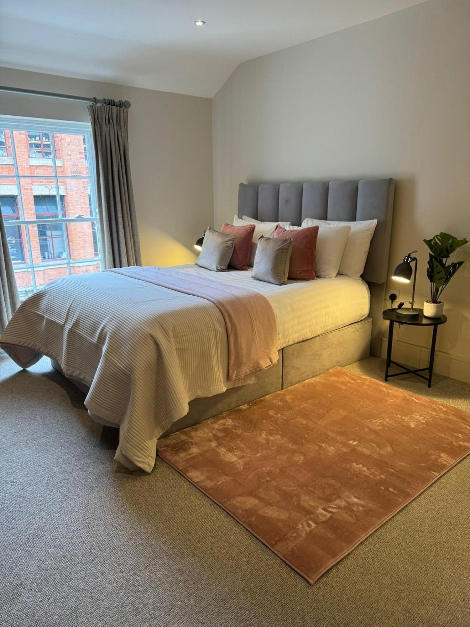 Osbourne House Pink 2 Bed, 2 And Half Bath Birmingham Exterior foto